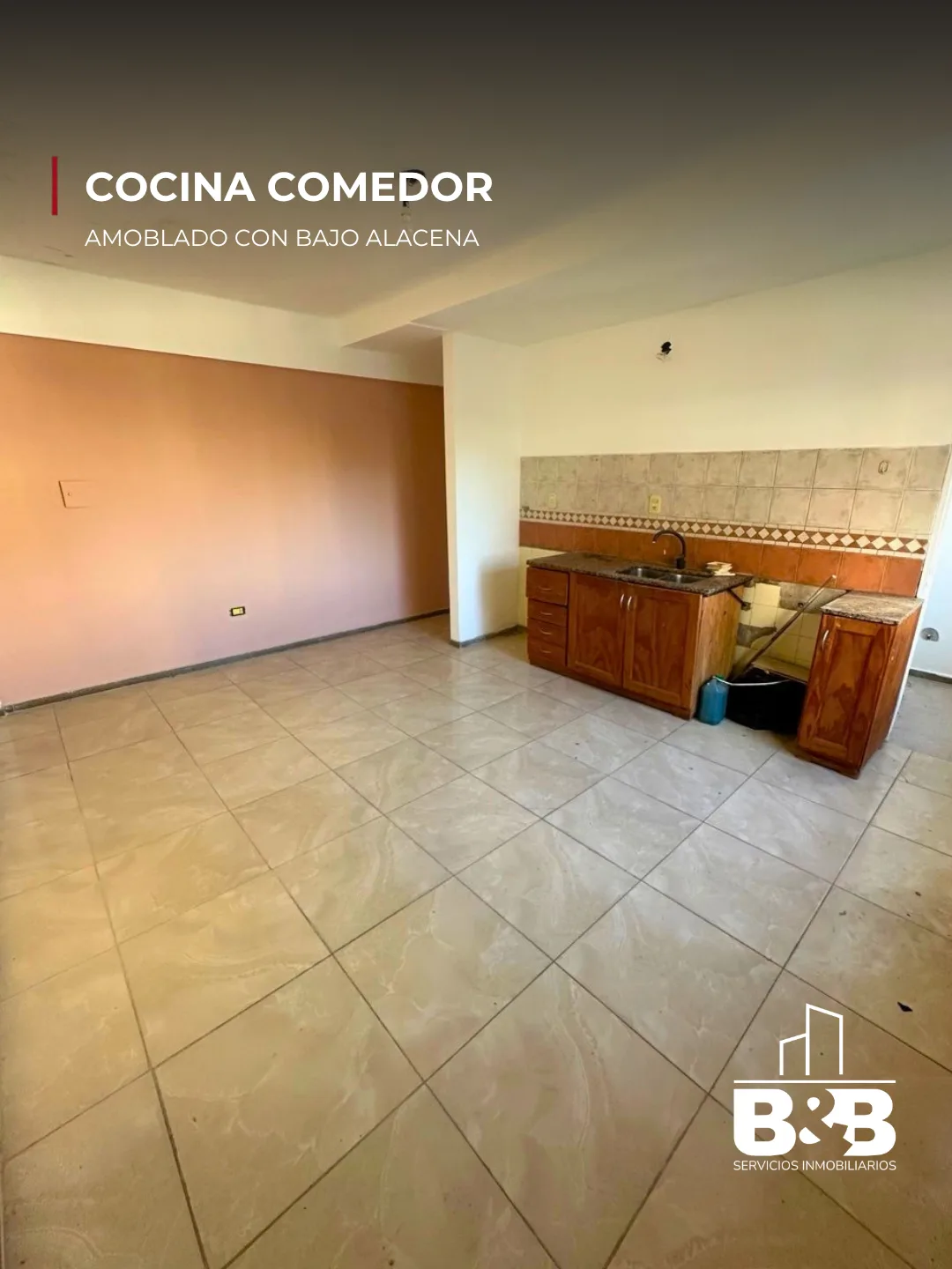 Cocina comedor, vista hacia la mesada